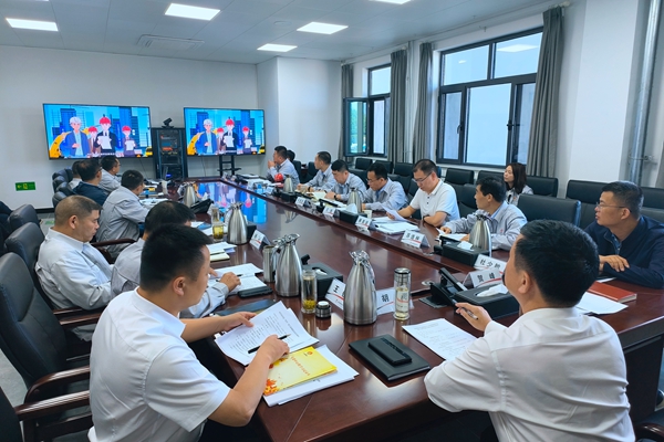觀看警示教育片_副本.jpg