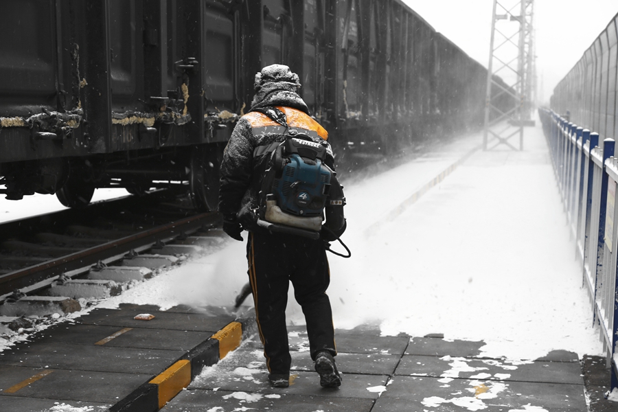 清除道路積雪_副本.jpg