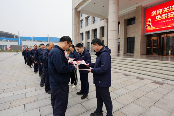 發放宣傳手冊_副本.jpg