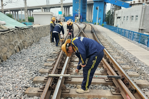 線路病害整治_副本.jpg