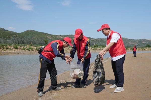 清理河道_副本.jpg