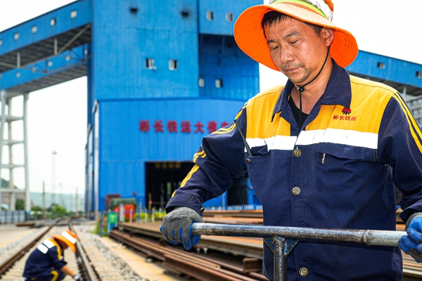 鐵路線路工_副本.jpg