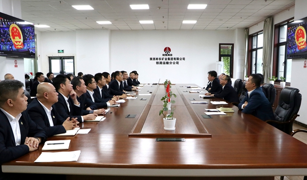 觀看警示教育片_副本.jpg