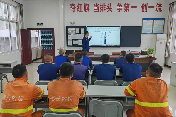 0e92f445a2dc590d3747d2015bb1db99_副本.jpg