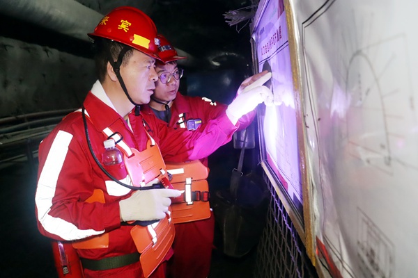 王建輝.jpg
